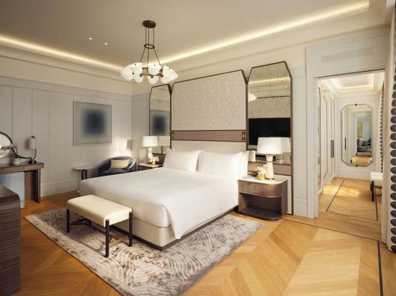 Mandarin Oriental.