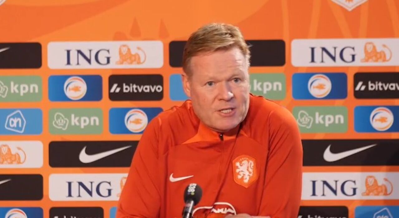 Thumbnail for article: Koeman lovend over multifunctionele PSV'er: 'Hij geeft schwung aan het elftal'