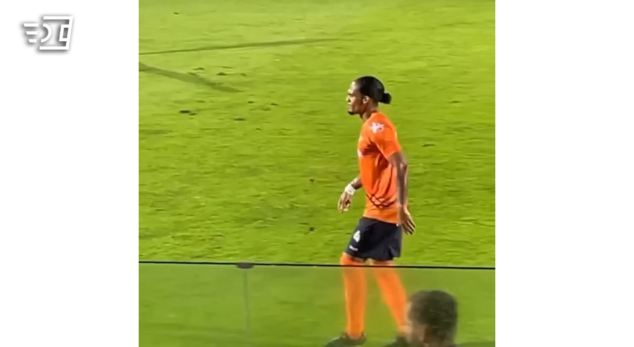 Thumbnail for article: Topclubs zet je schrap: 'tweelingbroer' van Oranje-aanvoerder Van Dijk gespot 