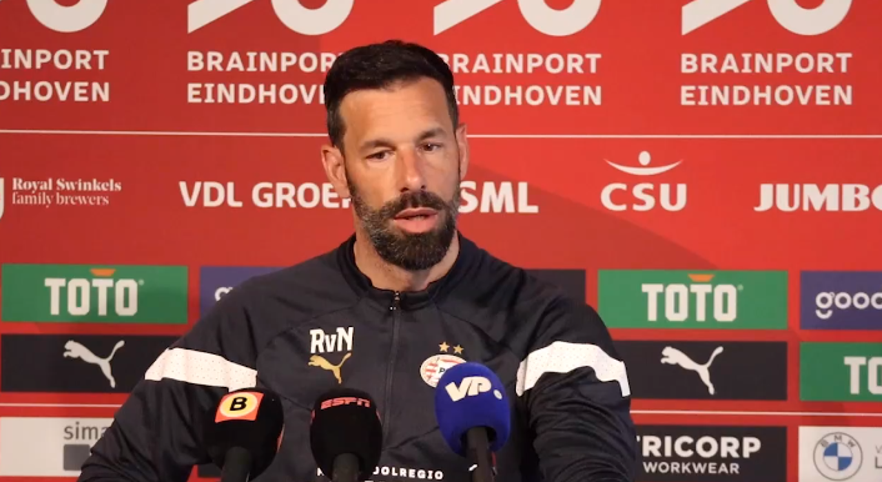 Thumbnail for article: Van Nistelrooij ziet Zerrouki naar Feyenoord trekken: "Dat kan gebeuren"