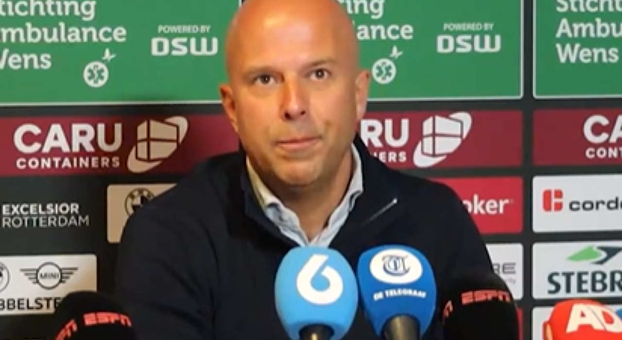 Thumbnail for article: Slot trekt vergelijking met drank en drugs op festivals: "In die wereld leven we"