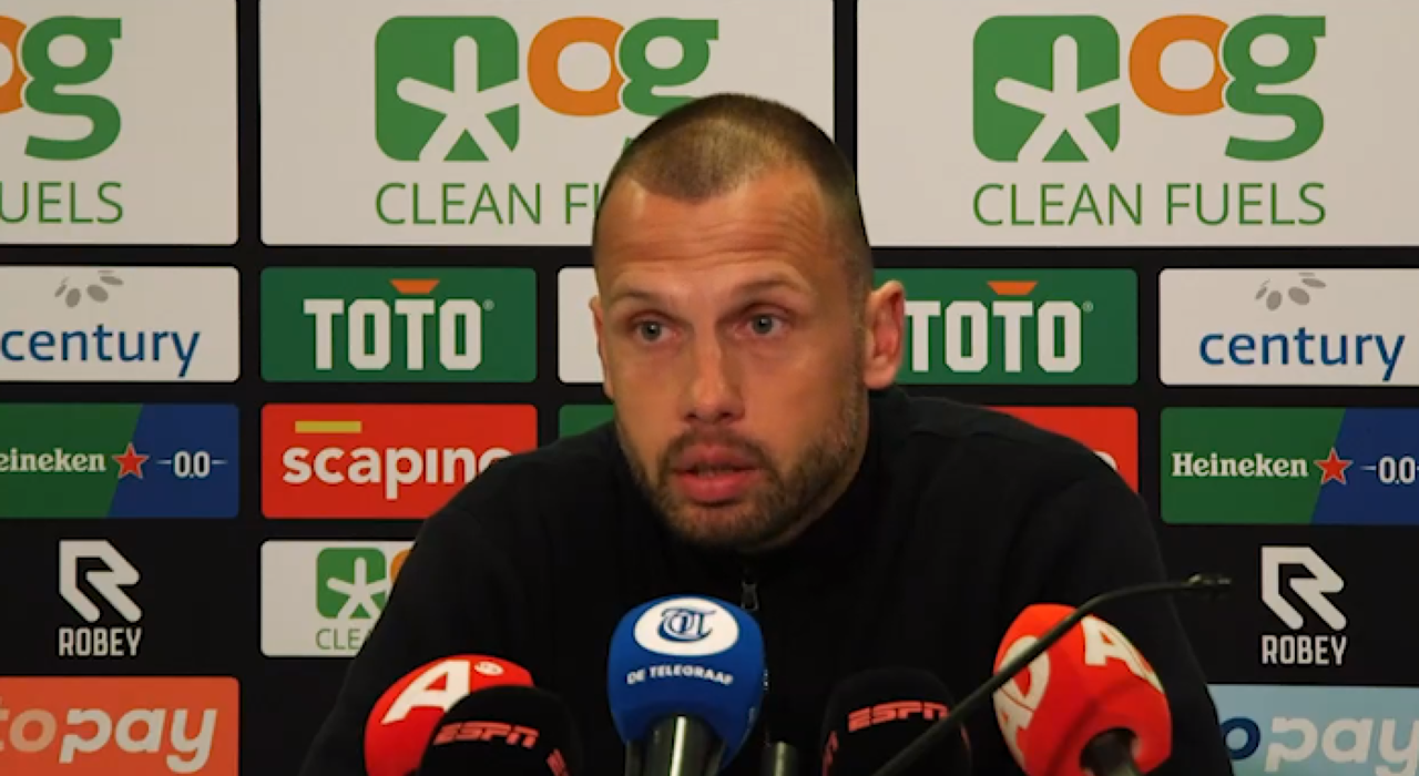 Thumbnail for article: Heitinga blijft kritisch op Wijndal: 'Denk dat hij veel meer in zijn mars heeft'  