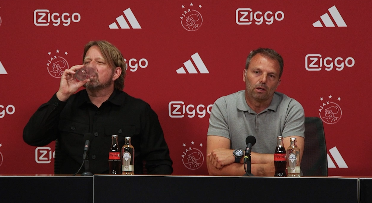 Thumbnail for article: Steijn tackelt vraag over gebrek aan jeugdspelers: 'Ik stel altijd jonge spelers op'