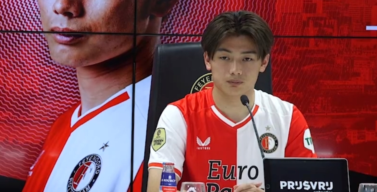 Thumbnail for article: Ueda verklaart keuze voor Feyenoord: 'Kreeg het gevoel dat ze me écht wilden'