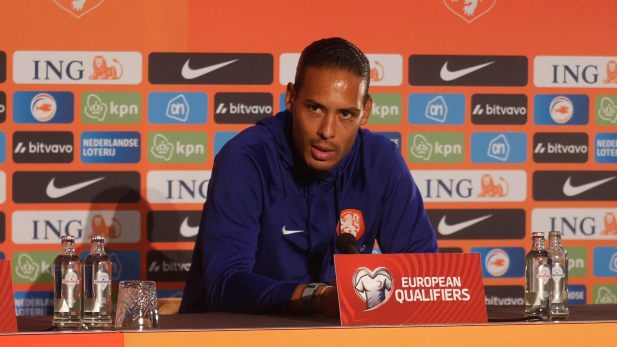 Thumbnail for article: Van Dijk wil geen salaris inleveren: 'Dat hangt niet af van het speelschema'