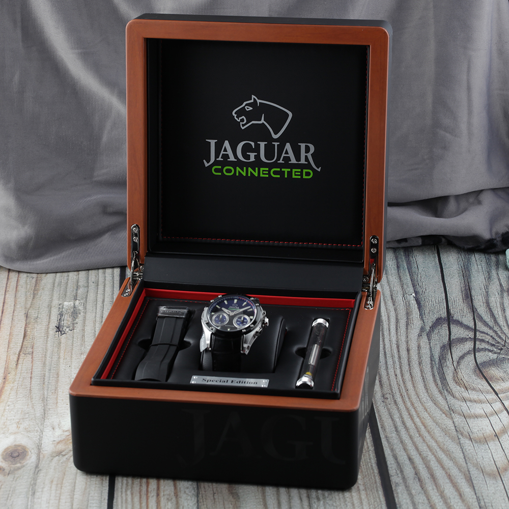 Jaguar Connected J958-1 Hybrid Connected Horloge