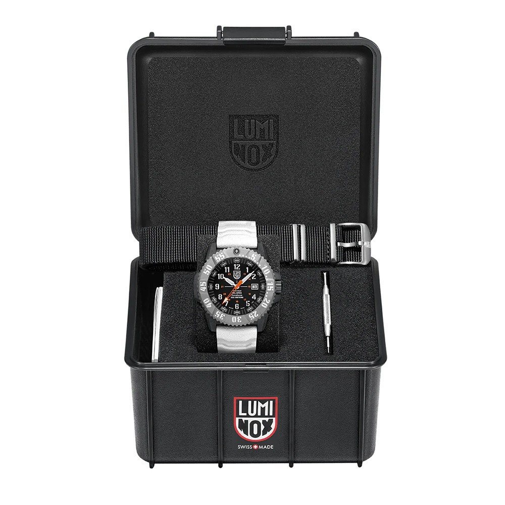 Luminox Land XL.3359.SET MIL-SPEC Inspired Horloge