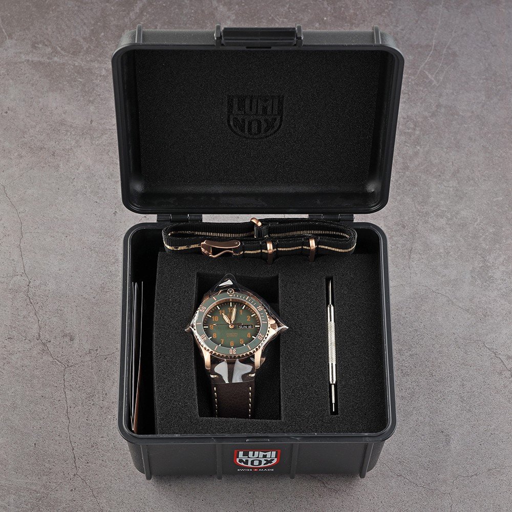 Luminox Land XS.0936.SET Automatic Sport Timer Horloge