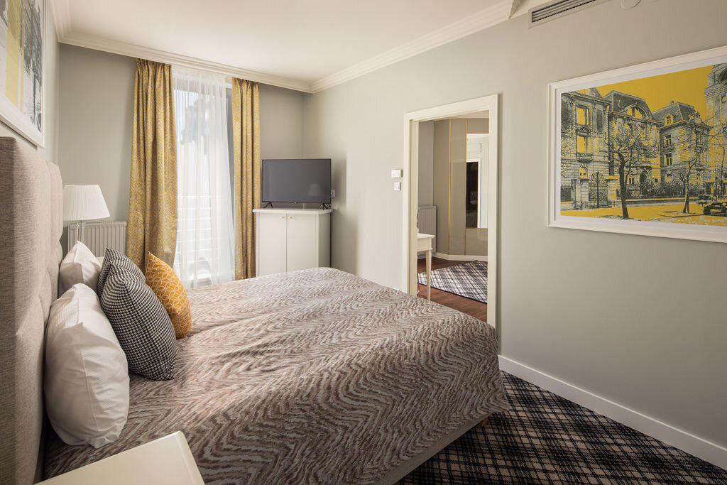 Mamaison Residence Izabella