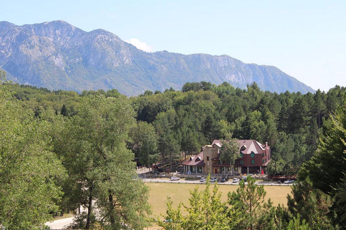 Natyral Razma Resort