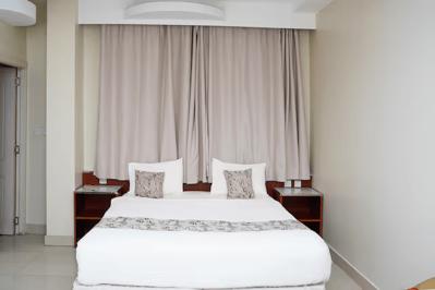 Foto Albayrahaa Hotel by OYO Rooms *** Muscat