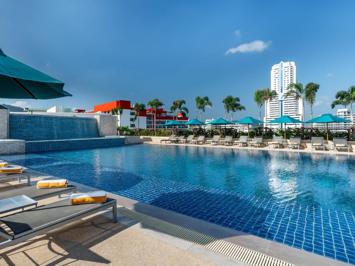 Foto M Social Phuket **** Patong Beach