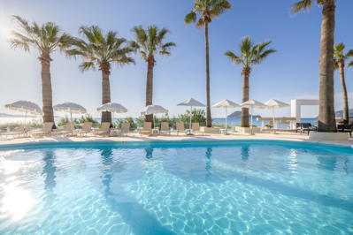 Foto Cameo Beach Resort **** Agios Sostis