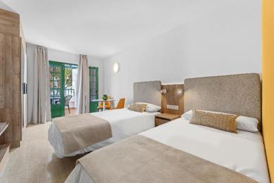 Foto Apartamentos Tropicana ** Puerto Del Carmen