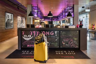 Foto Moxy Dresden Neustadt *** Dresden