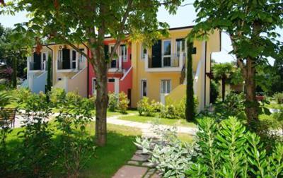 Foto Park Residence Il Gabbiano **** Moniga Del Garda