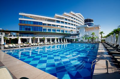 Hotel Raymar Resort