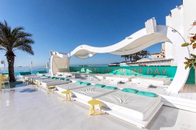 Foto Ama Ibiza Beachfront Suites *** Playa Den Bossa