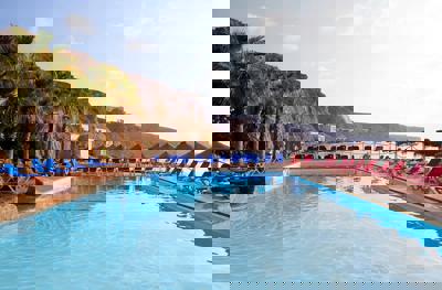 Mirador del Cabo Affiliated by Senator