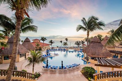 Gr Solaris Cancun
