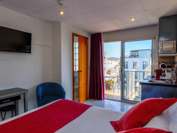 Foto Neptuno Apartments *** Calella