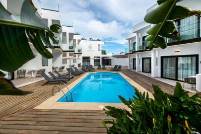 Saladar Suites Boutique