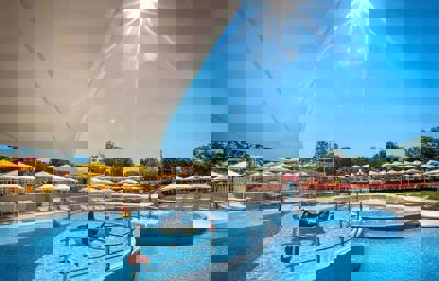 Foto Lanterna Premium Camping Resort **** Tar