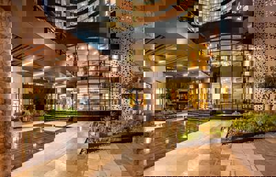 Foto Novotel Centre Point Hotel *** Famagusta