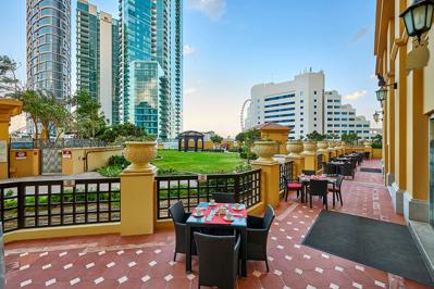 Foto Ramada Hotel en Suites by Wyndham Dubai JBR **** Dubai
