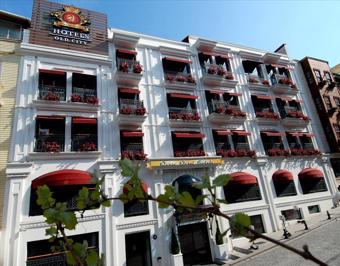 Hotel Dosso Dossi Old City