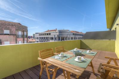 Foto Spot Family Apartments **** Porto