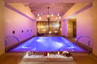 Foto Chateau Monfort ***** Milaan