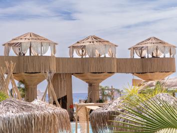 Foto Alia Luxury Suites en Spa Beachfront Hotel *** Charaki