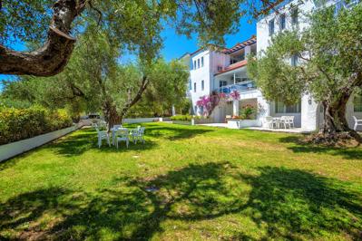 Foto Xenios Faros Apartments ** Possidi