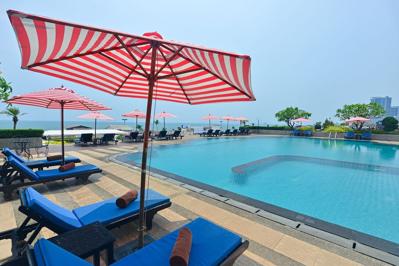 Hotel D Varee Jomtien Beach