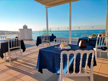 Foto Jonium Hotel **** Marina Di Pulsano