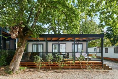 Foto Aminess Atea Camping Resort Mobile Homes **** Njivice
