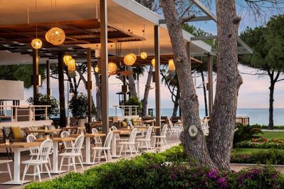 Foto Acanthus Cennet Barut Collection ***** Side