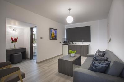 Foto Blazer Residence **** Larnaca