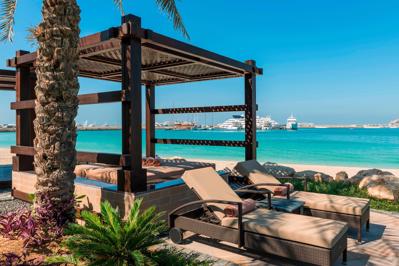 Le Meridien Mina Seyahi Beach Resort en Waterpark - Dubai - Verenigde Arabische Emiraten