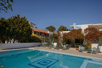 Foto Hotel Orama ** Matala