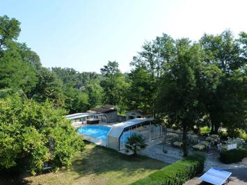 Foto Hotel Les Cedres *** Joyeuse