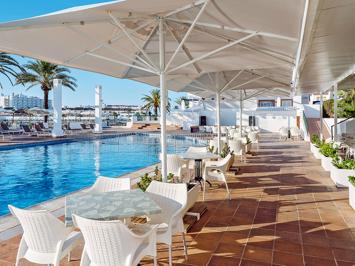 Foto Alua AluaSun Lago Park *** Cala N Bosch