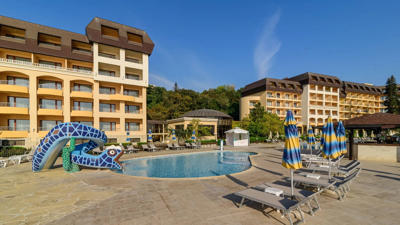 HVD Riviera Beach Hotel