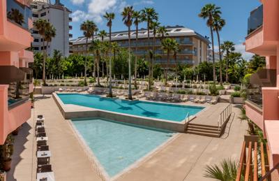 Aqua Hotel The Breeze