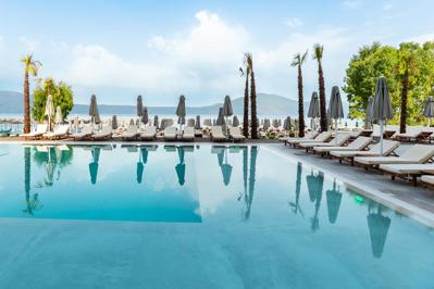 Foto Hotel Morina Beach **** Radhime