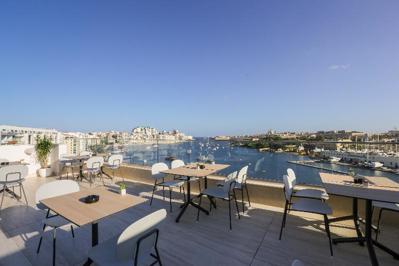 Foto 115 The Strand Hotel by NEU Collective *** Sliema