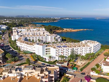 Foto Tropic Garden Hotel en Apartments **** Santa Eulalia