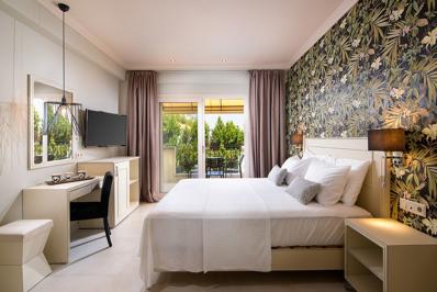 Foto Neikos Luxury Suites *** Chaniotis