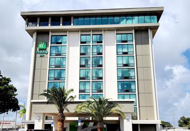 Hotel Holiday Inn International Airport